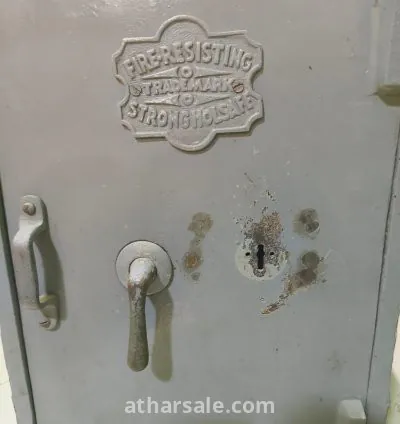 خزنة حديد مصفحة أثرية