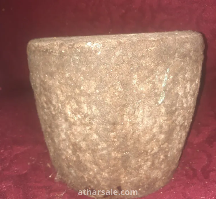 مهراز حجر قديم أكتر مئة سنة