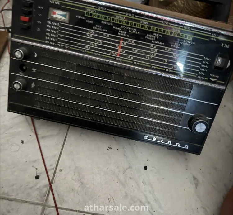 راديو روسي قديم جدا