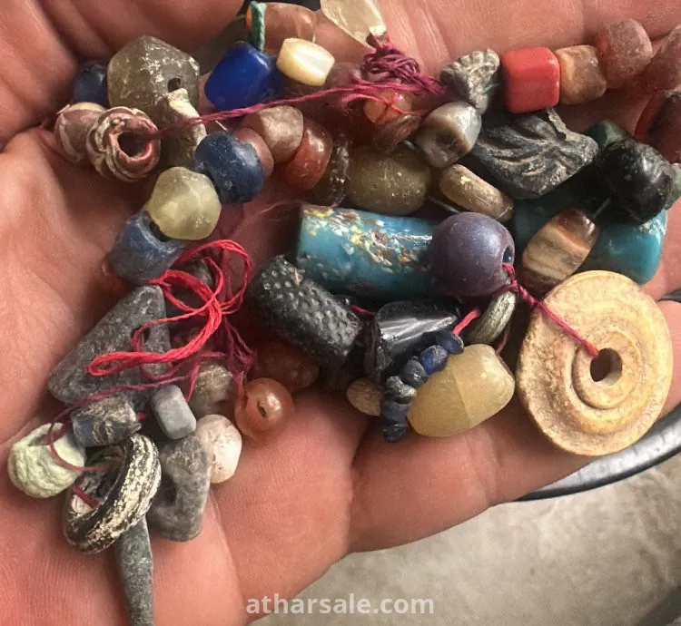 عملات و احجار كريمة