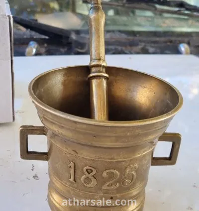 هاون ومدقة نحاسية أثرية من عام 1825 – قطعة نادرة لهواة التحف 6