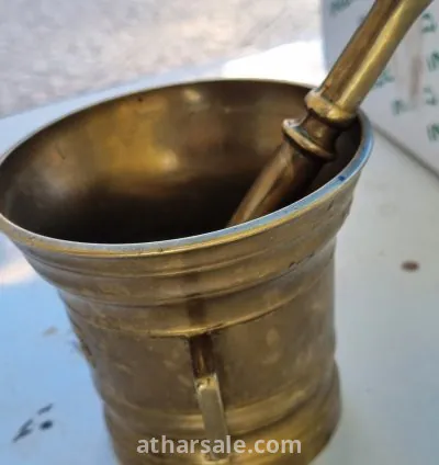 هاون ومدقة نحاسية أثرية من عام 1825 – قطعة نادرة لهواة التحف 5