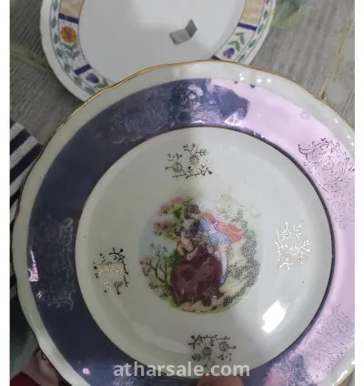 طقم شاي بورسلين منذ 50 عاما