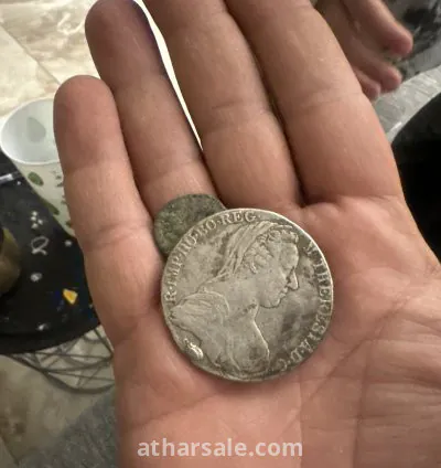 عملات و احجار كريمة 4