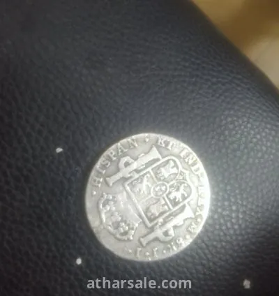 8 ريال اسباني .