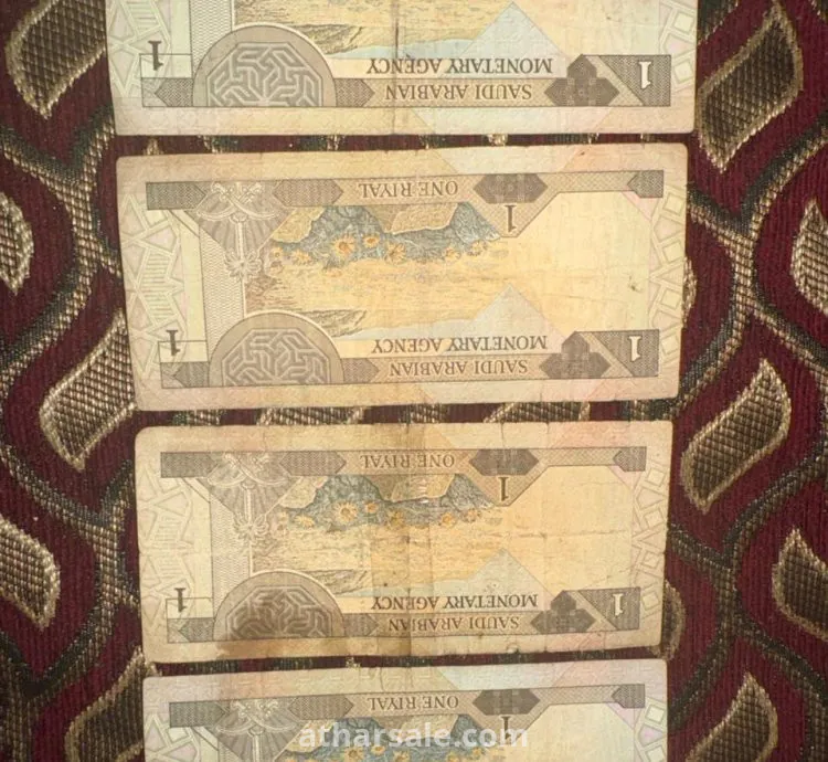 ٤ قطع ريال الملك فهد رحمة الله عليه