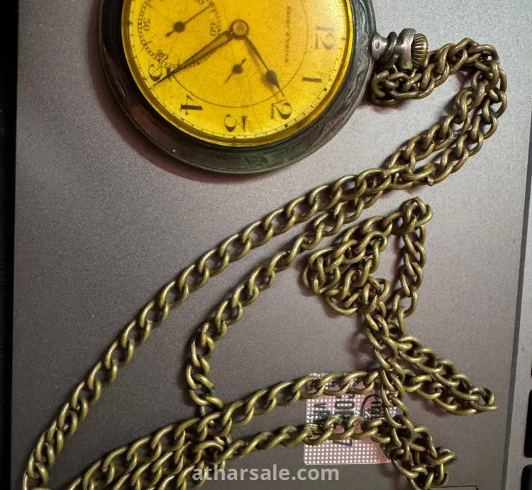 ساعه نادره جدا وقديمه جدا