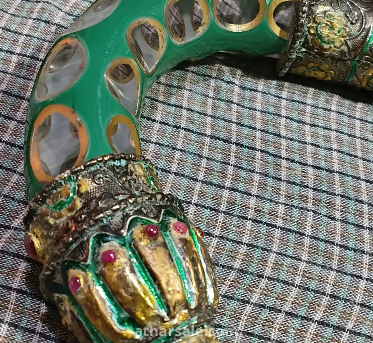 عصا مشي نادرة وجميلة للبيع