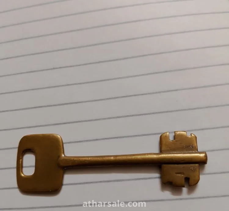 اعمال يدويه قديمه وأحجار كريمه