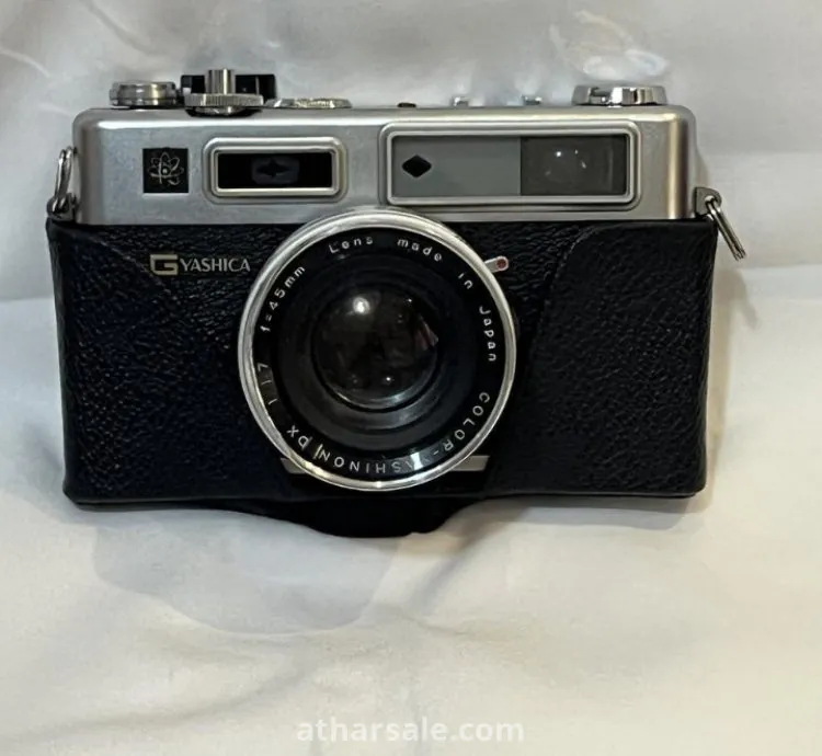 كاميرا تصوير قديمه