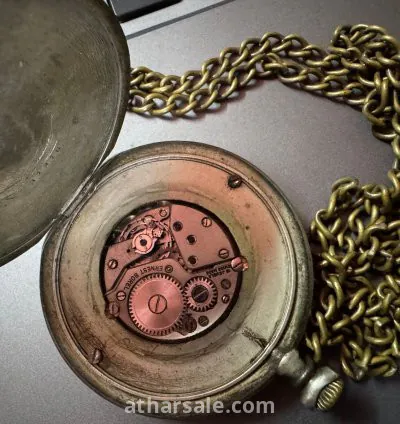 ساعه نادره جدا وقديمه جدا