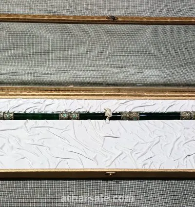 عصا مشي نادرة وجميلة للبيع