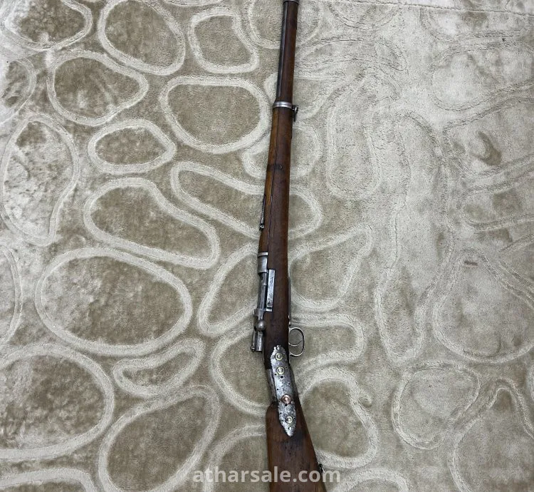 بيع قطعة سلاح قديم منذ ١٣٤ سنة