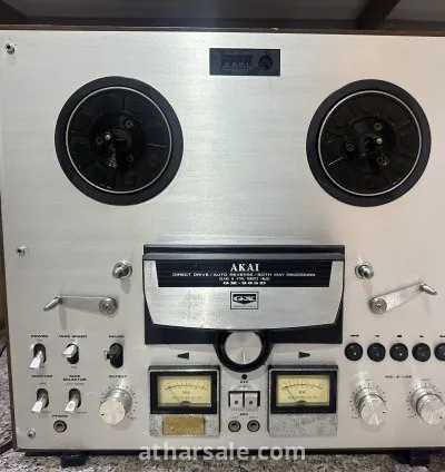 مسجّل شرائط مغناطيسية (Reel-to-Reel Tape Recorder)