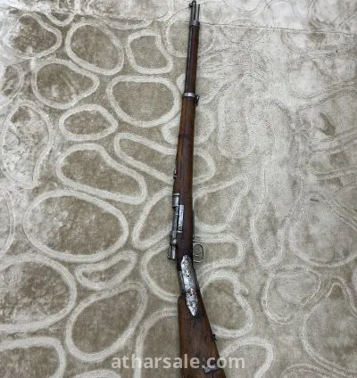 بيع قطعة سلاح قديم منذ ١٣٤ سنة