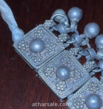 احزمة فضة قديمه جداً ونظيفة