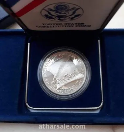 دولار امريكي تذكاري فضة وزن ٢٦.٧٧  عيار ٩٠٠ انسر بروف  ضمن علبة