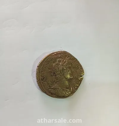 عملة رومانية قديمة يعود عمرها الي 1800عام قبل الإسلام ب400عام