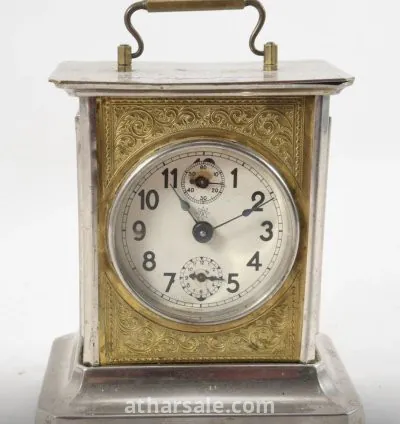 ساعة قديمة جدآ