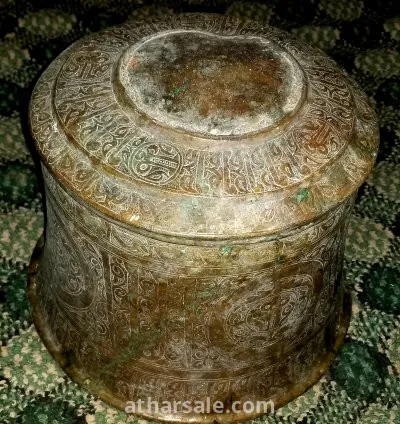 تحفة اثرية قديمة