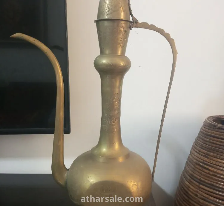 إبريق نحاس صناعة هندي