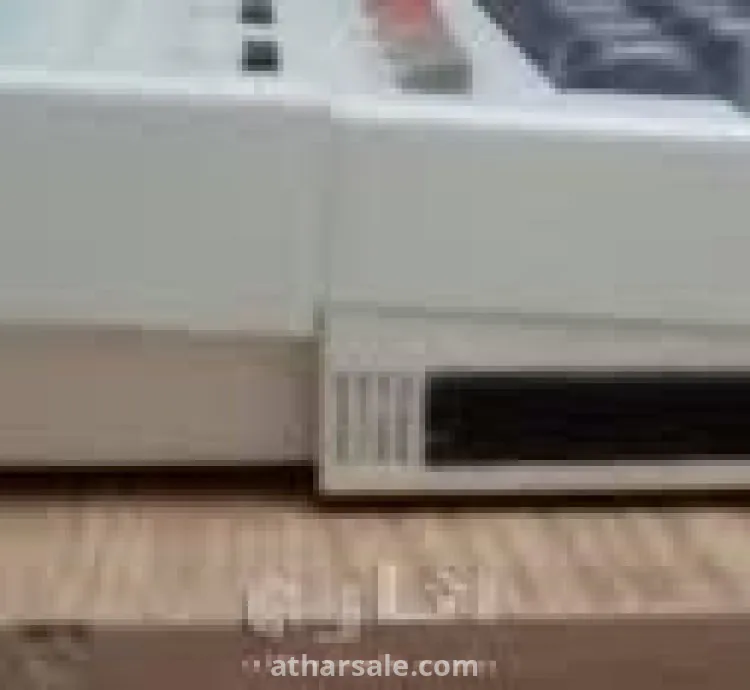 الكمبيوتر محمول النادر   (EPSON HX-20 )