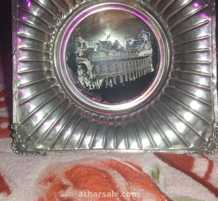 مقتنيات قديمة للبيع