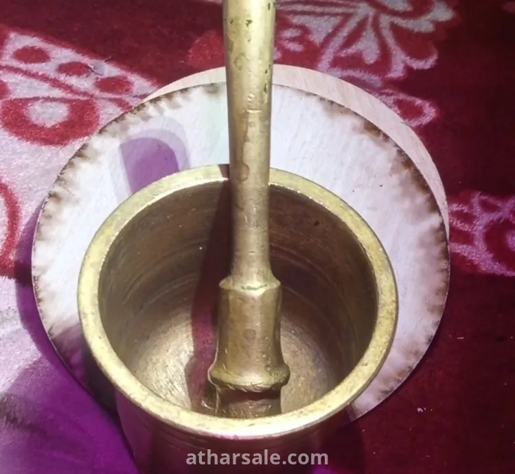 مقتنيات قديمة للبيع