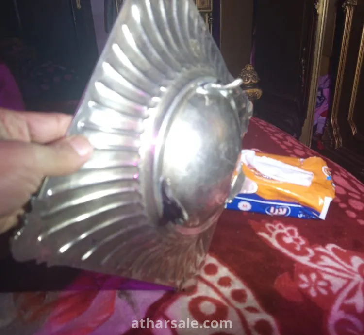 مقتنيات قديمة للبيع