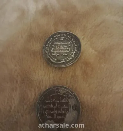 عدد 4 دراهم أموية فضية نادرة. النقوش عليها تشمل الشهادتين  التاريخ: تعود لفترة الخلافة الأموية. 4