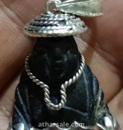 قلادة تمثال بوذه