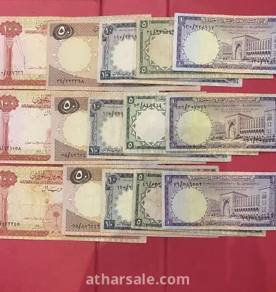 3 أطقم للملك فيصل آل سعود يرحمة الله