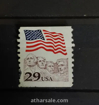 طابع العلم الأمريكي جبل رشمور