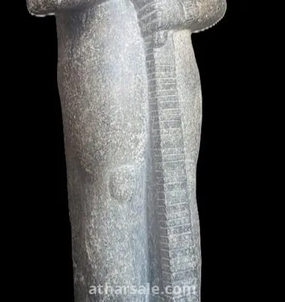 تمثال صناعة يدوية بحرفية عالية تحاكى الاصلى