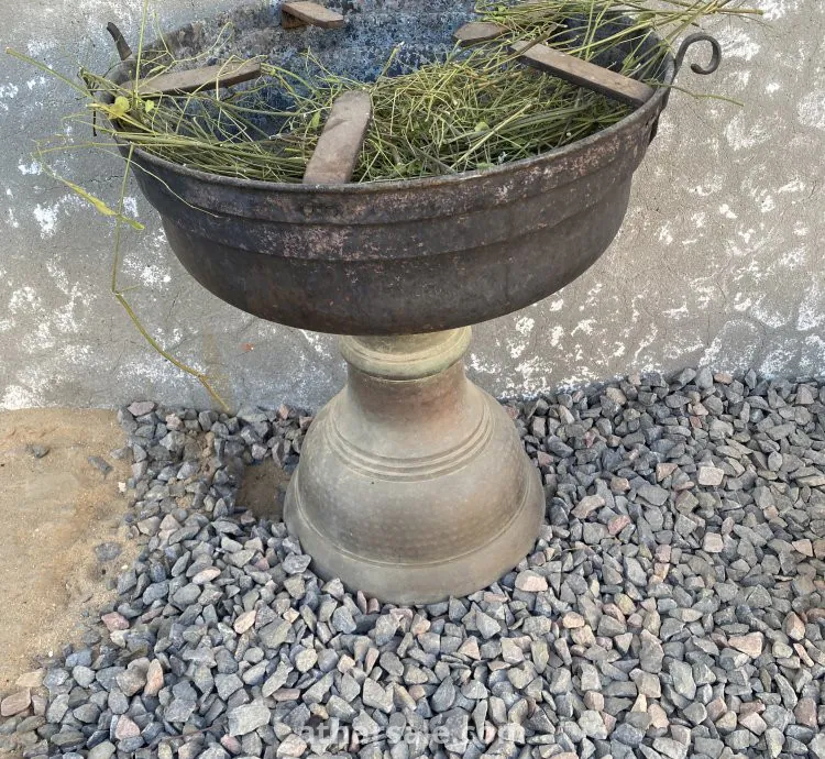 مجمر نحاسي قديم