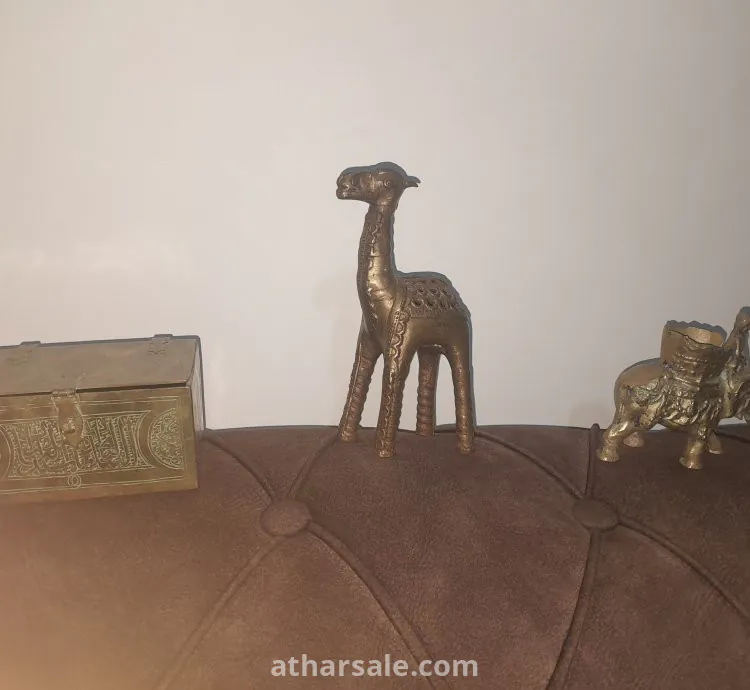 انتيكا نحاس ثقيل قديم عمرهم اكثر من 70 سنة