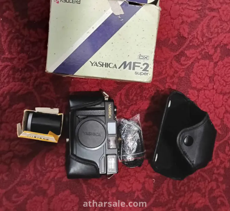 كمرا طراز Yoshida MF-2 Super يابانية أصلية بحالة ممتازة في حالة نادرة بكل المشتملات