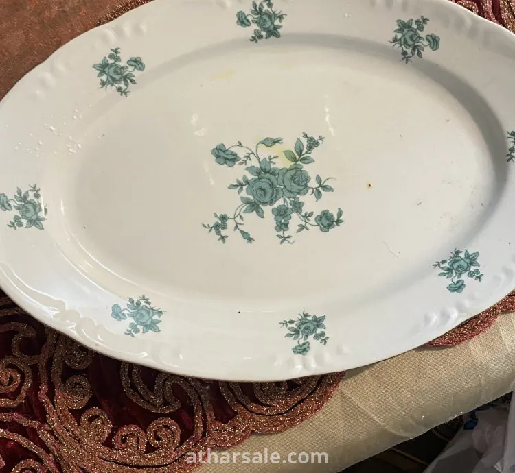 تحف من الزمن القديم