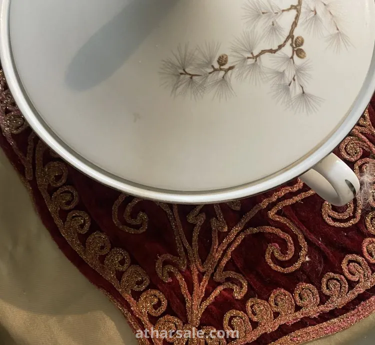 تحف من الزمن القديم