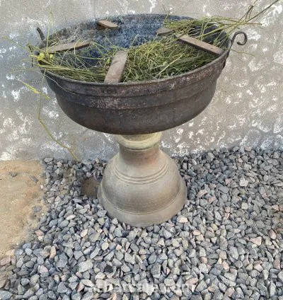 مجمر نحاسي قديم