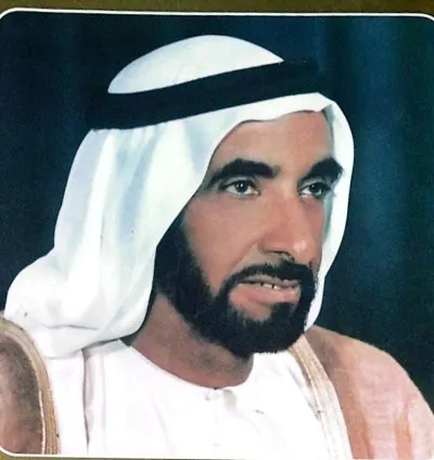 كتاب القائد والمسيرة النسخه الاصليه للبيع01115178456 6