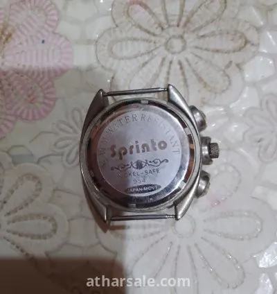 ساعة يد ياباني