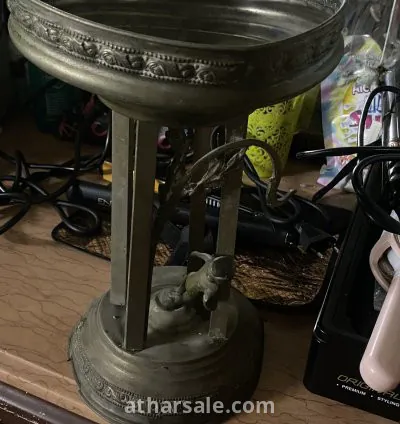 تحف من الزمن القديم