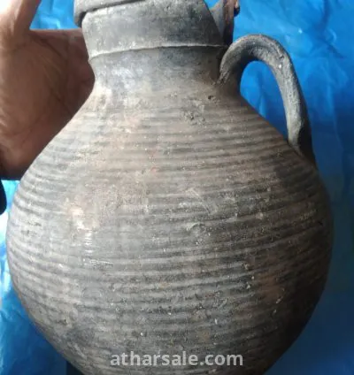 اثار اغريقيه قديمه بها اوانى اغريقيه وقطع مكتوبه باللغه الاغريقيه 4