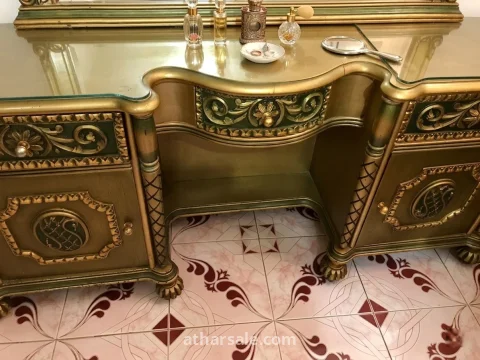 غرفه نوم كامله كلها خشب زان عمرها اكتر من ٤٠ سنه 5