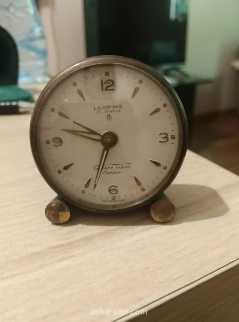 ساعة سويسرية قديمة أصلية (Vintage Looping 15 Jewe)