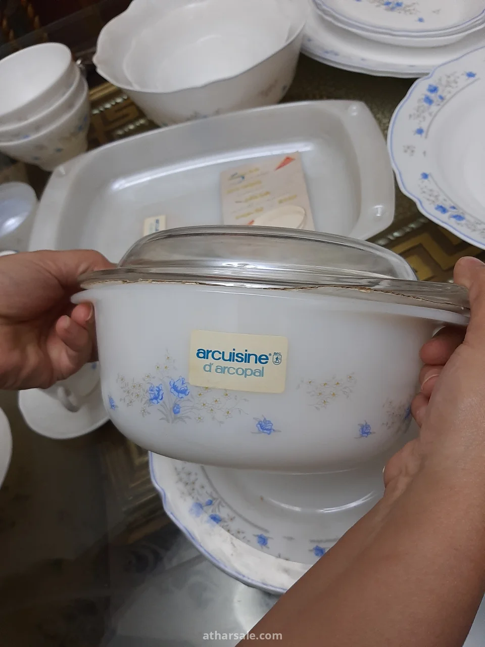 طقم اركوبال فرنساوى اصلى عمره اكتر من ٤٠ سنه وارد السعوديه