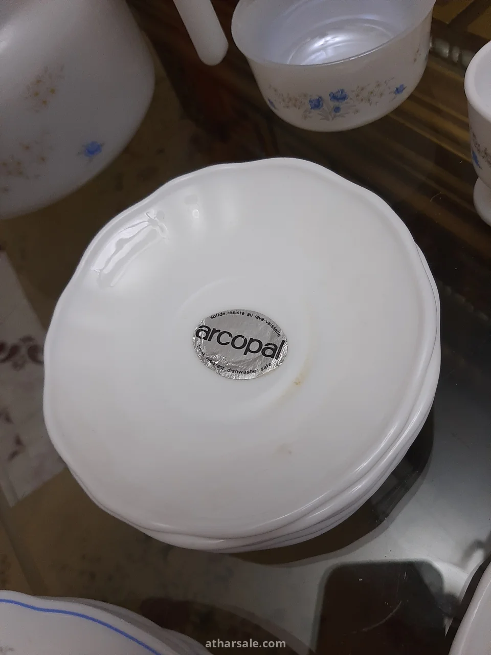 طقم اركوبال فرنساوى اصلى عمره اكتر من ٤٠ سنه وارد السعوديه