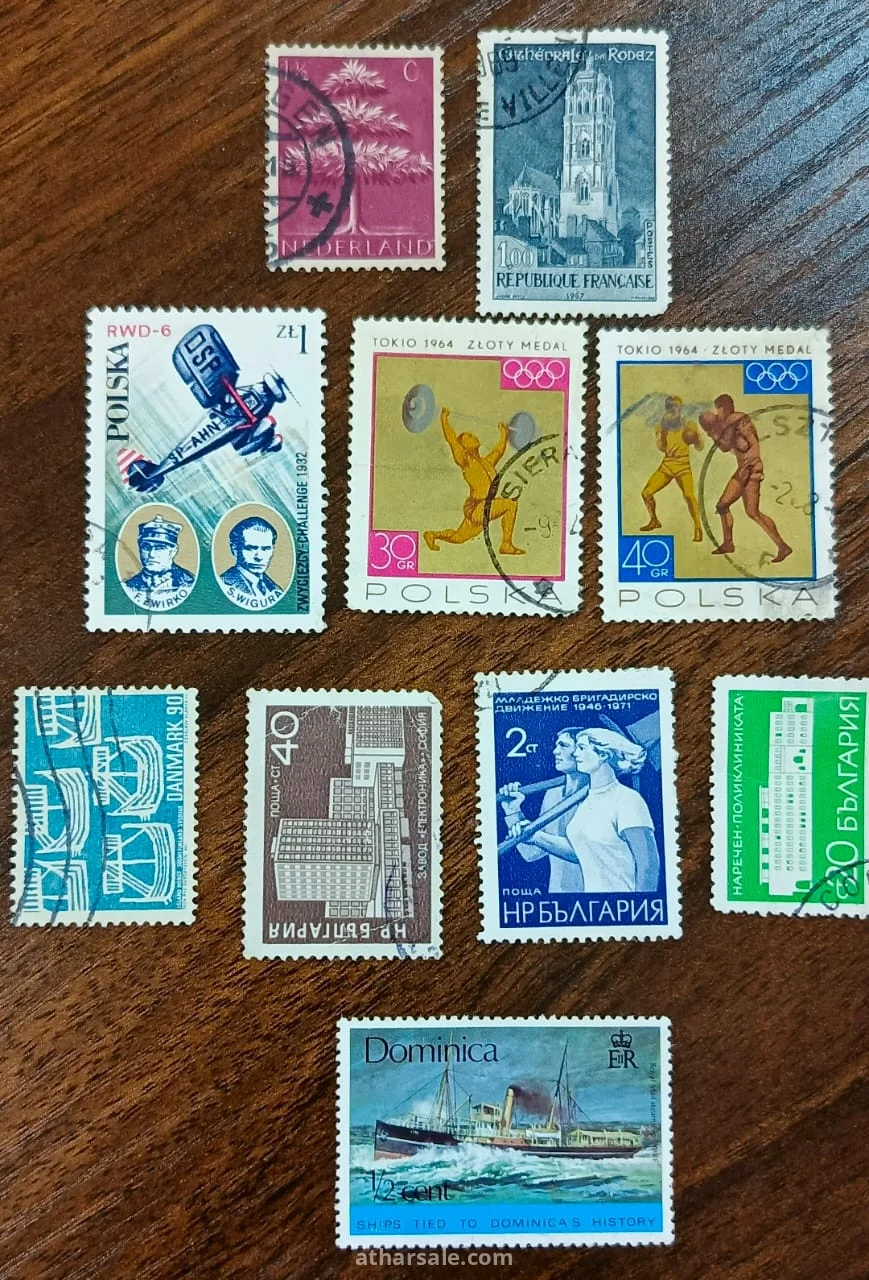 مجموعة طوابع مختلفة جديده