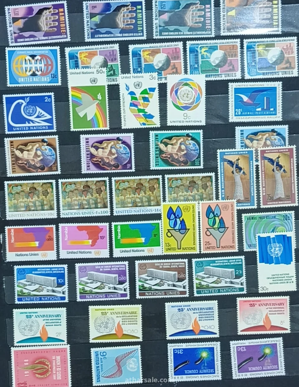 مجموعة طوابع مختلفة جديده